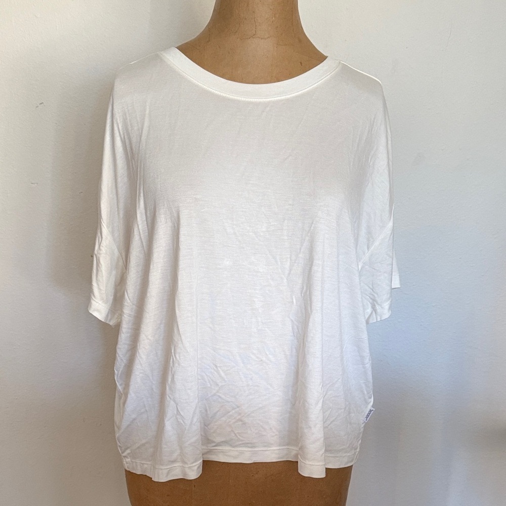 Boody sz M Casual White Women's boxy t shirt top great pre owned‎ condition